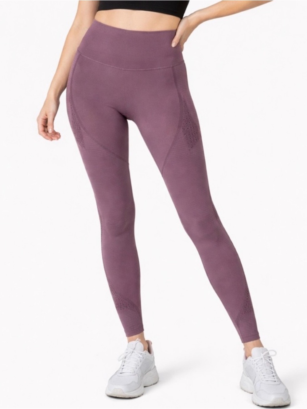 Gymshark Energy Seamless purple cutout leggings with mesh detail. Size XS/S